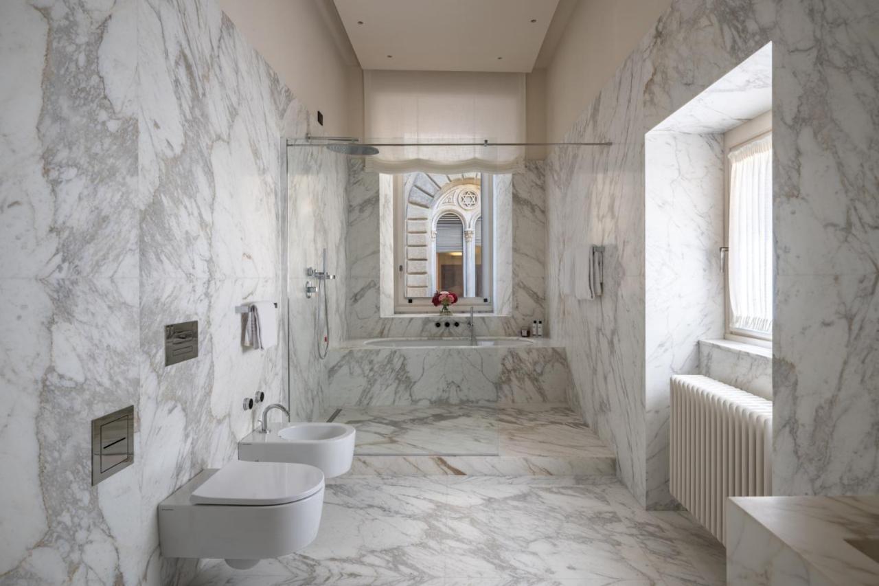- Palazzo Signoria Luxury 8 *